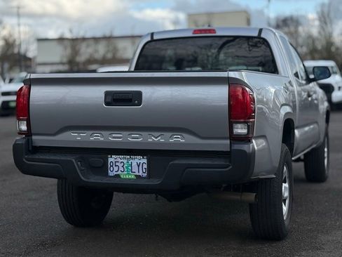 Used 2019 Toyota Tacoma SR image 5