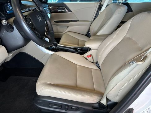 Used 2017 Honda Accord EX-L image 20