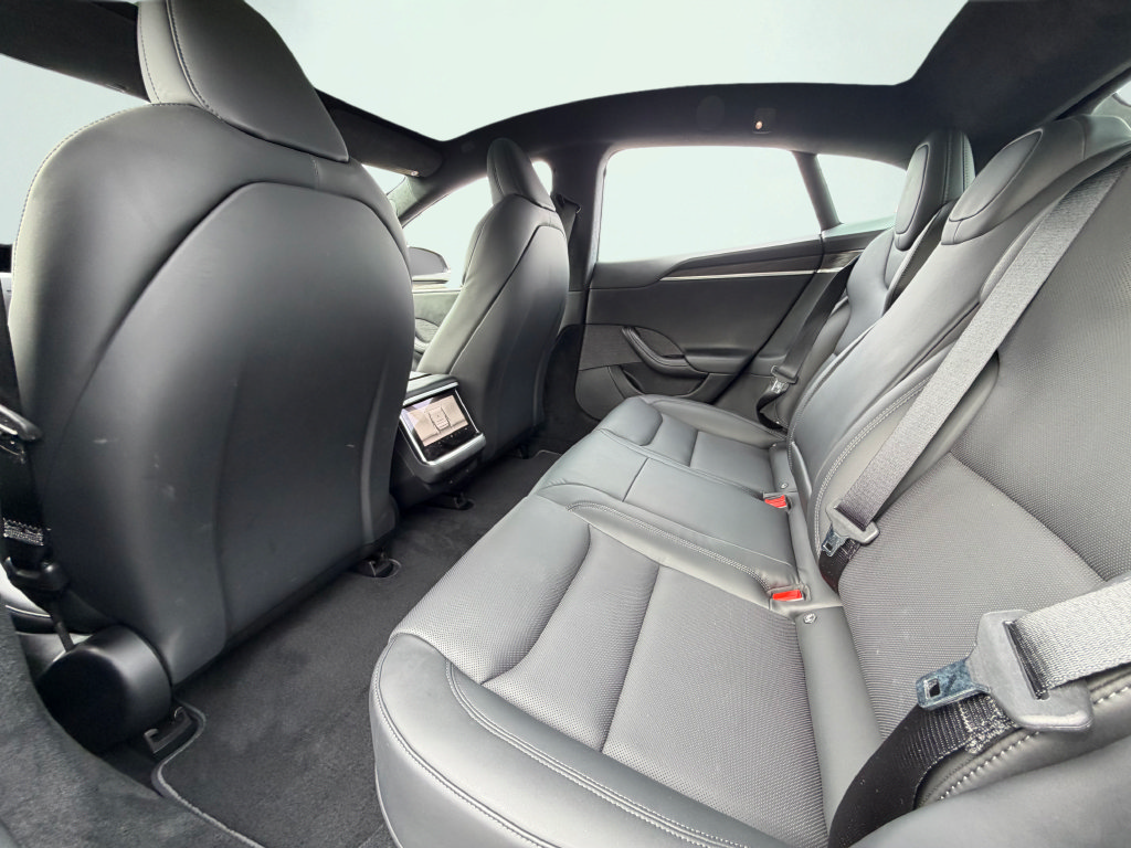 Used 2022 Tesla Model S AWD/4WD image 43