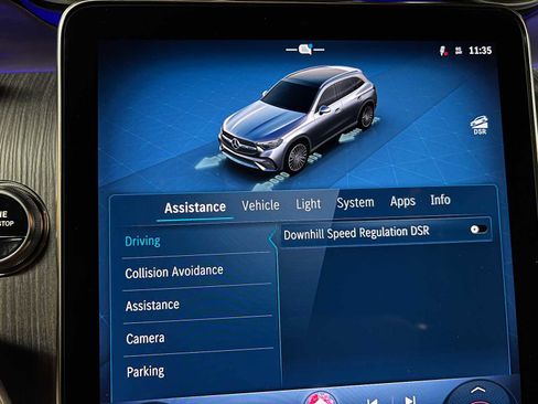 Used 2026 Mercedes-Benz GLC 300 4MATIC image 34