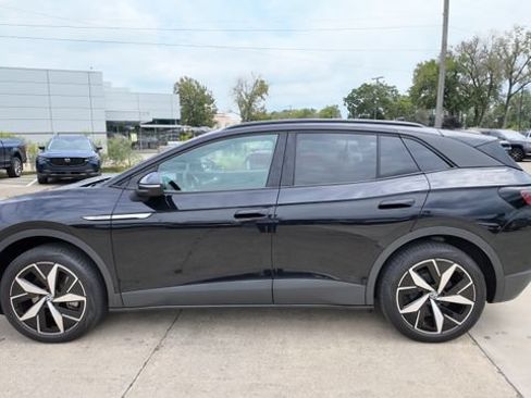 Used 2023 Volkswagen ID.4 Pro S AWD/4WD image 4