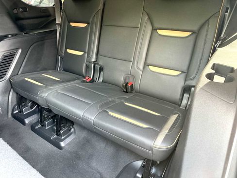 Used 2023 GMC Yukon AT4 w/ AT4 Premium Plus Package AWD/4WD image 28