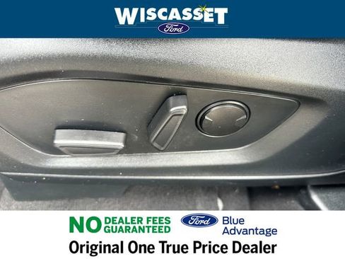 Certified 2023 Ford Explorer XLT w/ Equipment Group 202A image 22