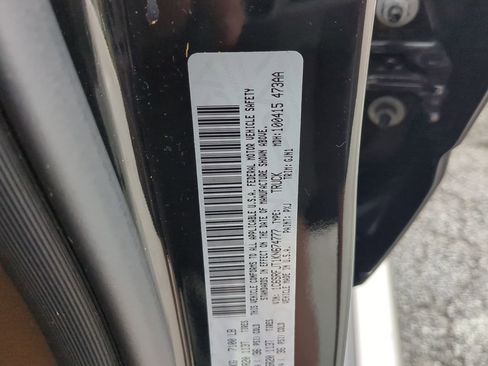 Used 2019 RAM 1500 Laramie image 29