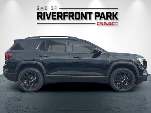 New 2026 GMC Terrain Elevation w/ Elevation Premium Package AWD/4WD image 2