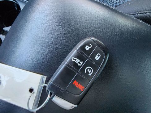 Used 2023 Dodge Charger SXT w/ Blacktop Package image 31