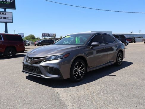 Used 2023 Toyota Camry SE FWD image 20