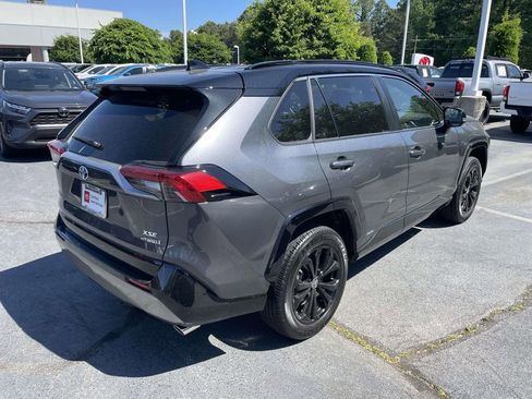 Used 2024 Toyota RAV4 XSE image 9