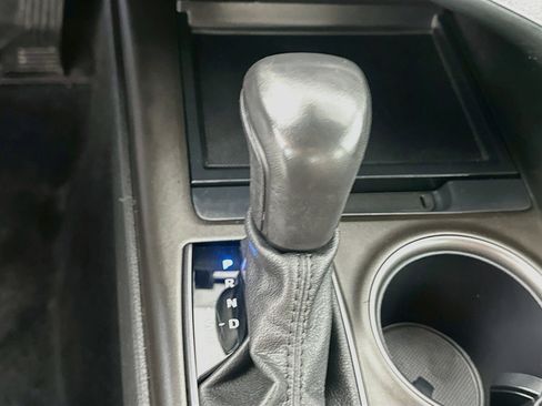Used 2024 Toyota Camry SE FWD image 24