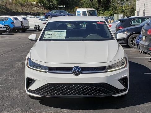 New 2026 Volkswagen Jetta Sport FWD image 5