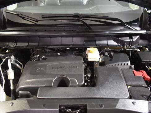 Used 2024 Nissan Pathfinder SL w/ Cargo Package AWD/4WD image 41
