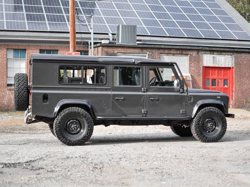 Used 1997 Land Rover Defender 90 AWD/4WD image 6