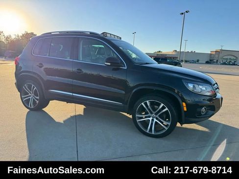 Used 2017 Volkswagen Tiguan SEL image 22