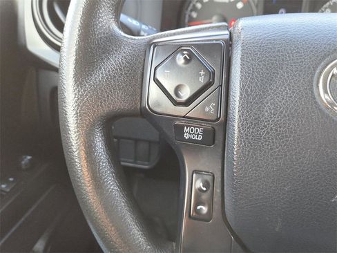 Used 2020 Toyota Tacoma SR image 30