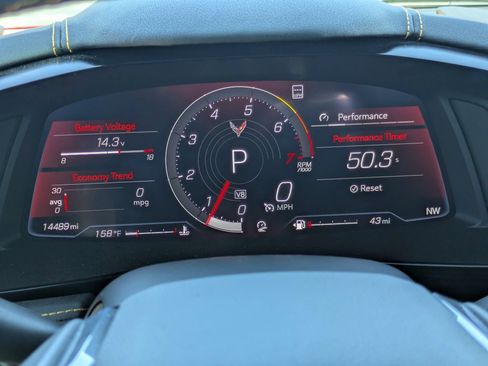 Used 2021 Chevrolet Corvette Stingray Preferred Cpe w/ Chrome Exterior Badge Package RWD image 18
