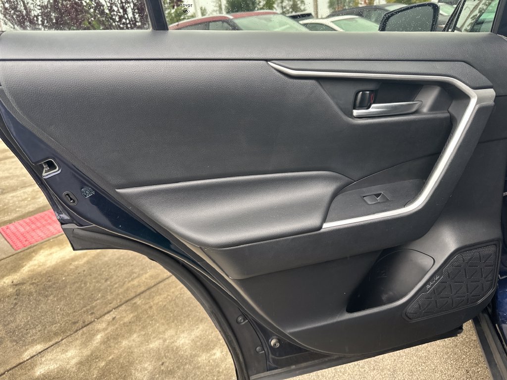 Used 2021 Toyota RAV4 XLE Premium AWD/4WD image 13
