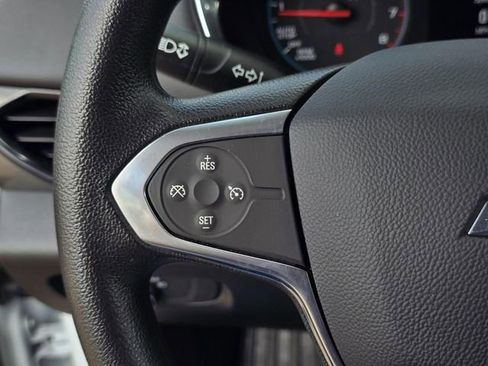 Used 2020 Chevrolet Traverse LS image 11