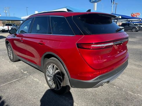 Used 2025 Lincoln Corsair Reserve w/ Equipment Group 202A image 4