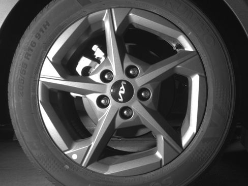 Used 2025 Kia K4 LXS FWD image 15