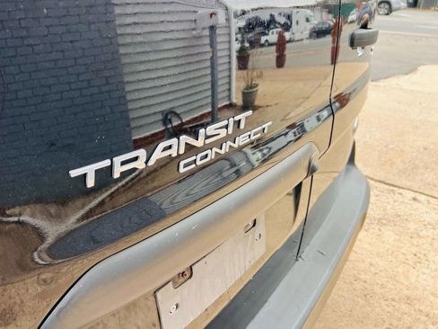 Used 2017 Ford Transit Connect XLT image 11