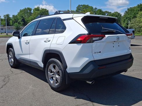 Used 2022 Toyota RAV4 XLE AWD/4WD image 23