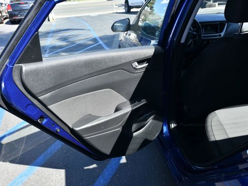 Used 2019 Hyundai Accent SE image 39