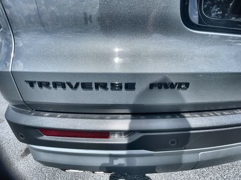 Used 2024 Chevrolet Traverse Z71 w/ Enhanced Driving Package AWD/4WD image 31