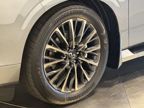 New 2026 INFINITI QX80 Autograph w/ Premium Cargo Package image 10