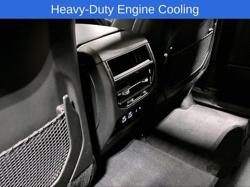 Used 2024 Jeep Grand Cherokee Limited w/ Luxury Tech Group II AWD/4WD image 13