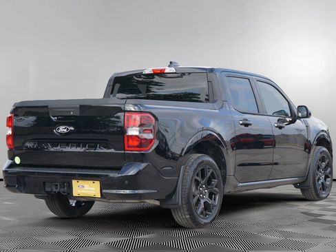 Certified 2025 Ford Maverick Lobo AWD/4WD image 5