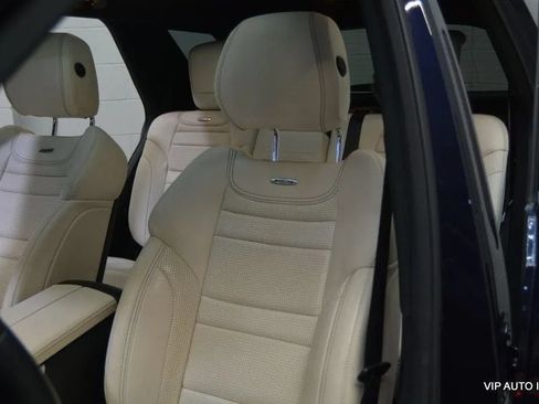 Used 2012 Mercedes-Benz ML 63 AMG 4MATIC image 13