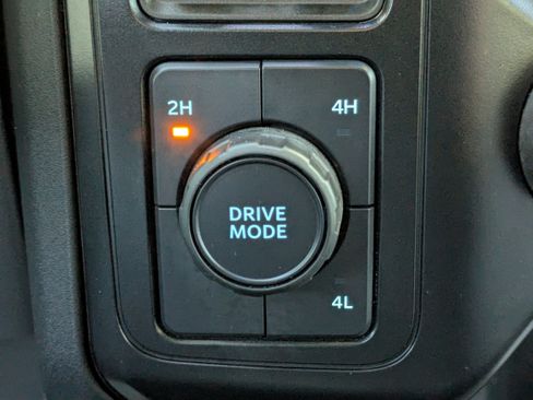 Used 2025 Ford F350 XL w/ XL Chrome Package image 32