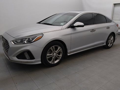 Used 2019 Hyundai Sonata Sport w/ Tech Package 03 FWD image 2