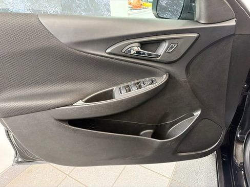 Used 2023 Chevrolet Malibu LT w/ Midnight Edition FWD image 16