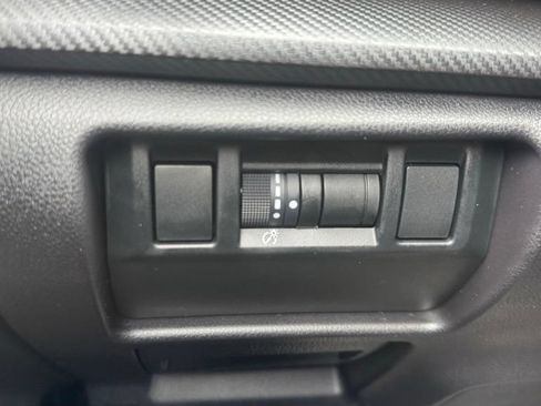 Used 2024 Subaru Crosstrek 2.5i Sport AWD/4WD image 19