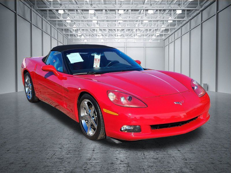 Used 2007 Chevrolet Corvette Convertible w/ Preferred Equipment Group RWD image 3