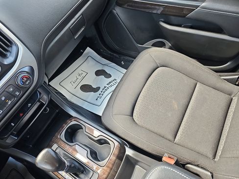 Used 2022 GMC Canyon Elevation image 24