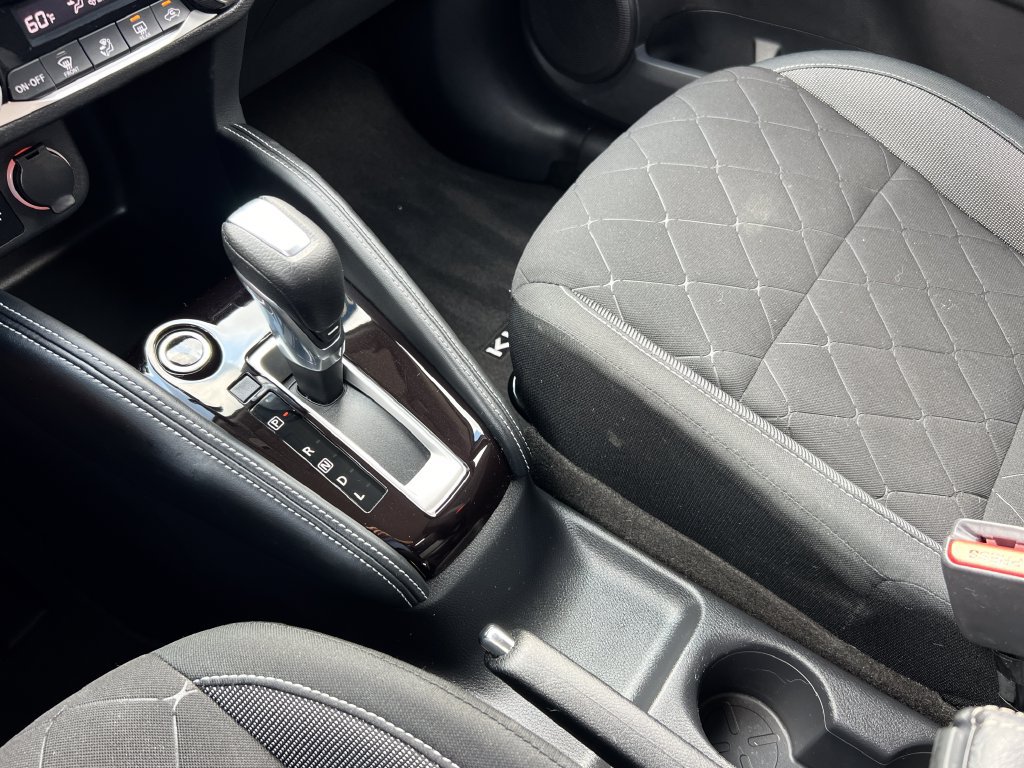 Used 2020 Nissan Kicks SV FWD image 31