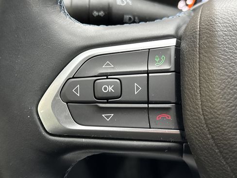 Used 2022 Jeep Compass Latitude w/ Convenience Group image 19