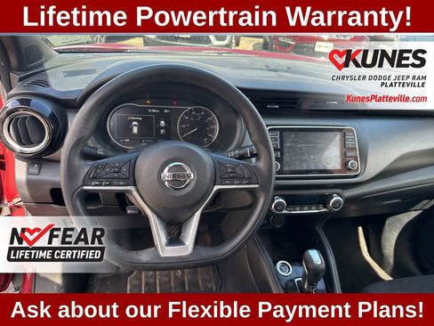 Used 2019 Nissan Kicks SV w/ Exterior Package image 12