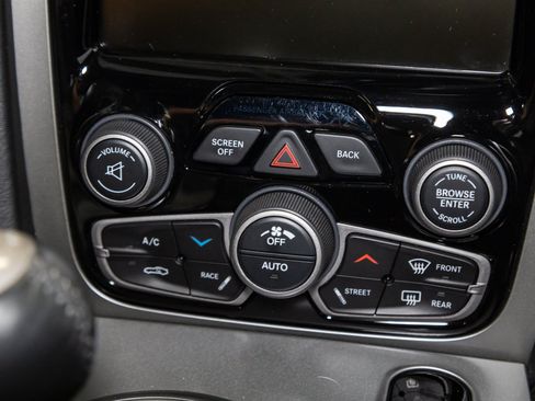 Used 2013 SRT Viper GTS w/ GTS Laguna Interior Pkg RWD image 40