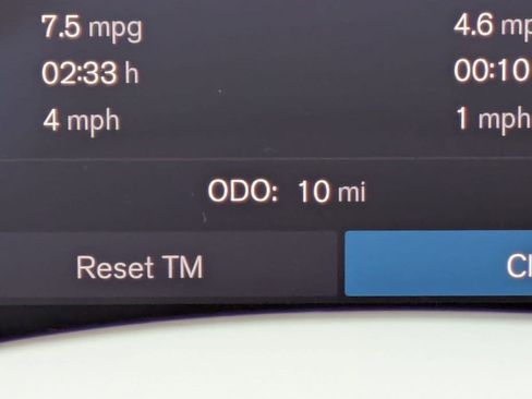 New 2026 Volvo XC60 B5 Ultra w/ Protection Package Premier image 40