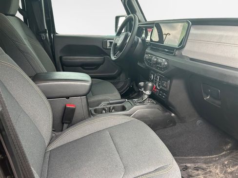Certified 2025 Jeep Wrangler Unlimited Sport AWD/4WD image 30