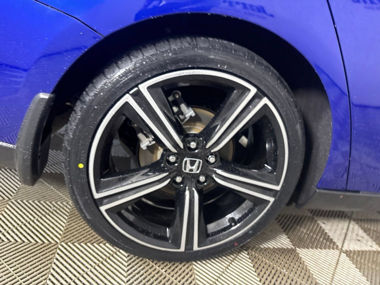 Used 2024 Honda Accord Sport image 30