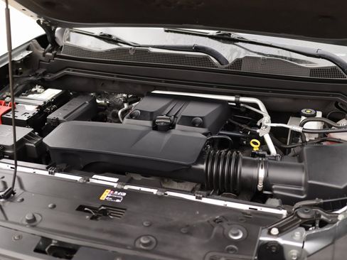 Used 2023 GMC Canyon AT4 image 35