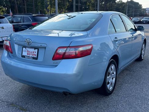 Used 2009 Toyota Camry LE FWD image 5