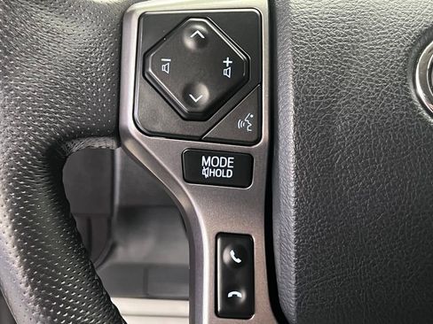 Used 2020 Toyota Tacoma SR5 image 30