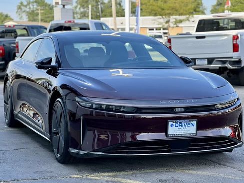 Used 2023 Lucid Air Touring AWD/4WD image 39
