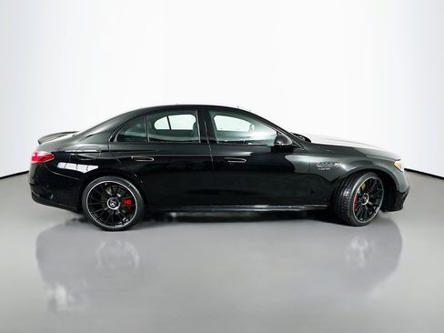 New 2026 Mercedes-Benz E 53 AMG e 4MATIC Sedan image 8