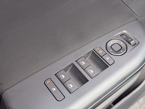 New 2026 Kia K4 FWD image 18